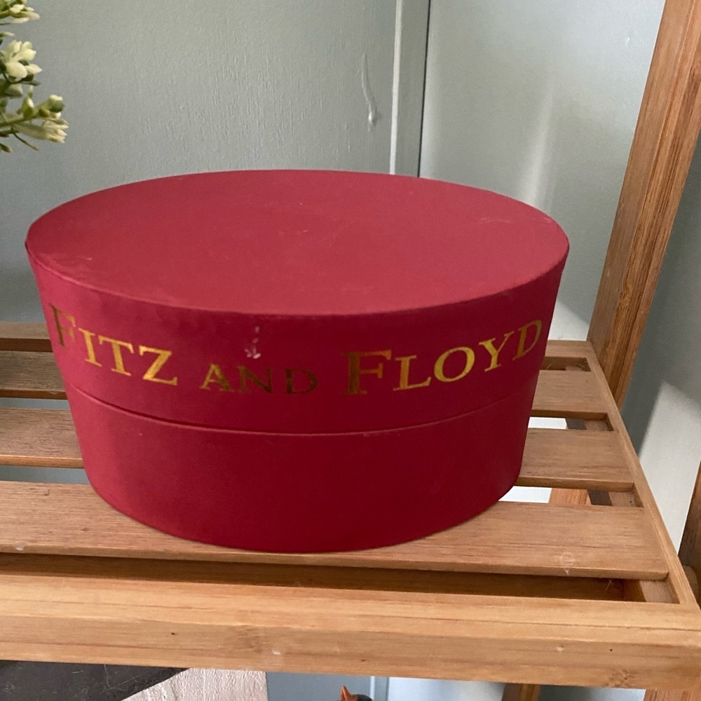 Fitz & Floyd Handblown Art glass Menagerie south beach hat